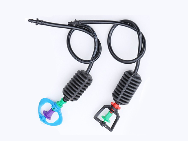 吊挂旋转折射喷头