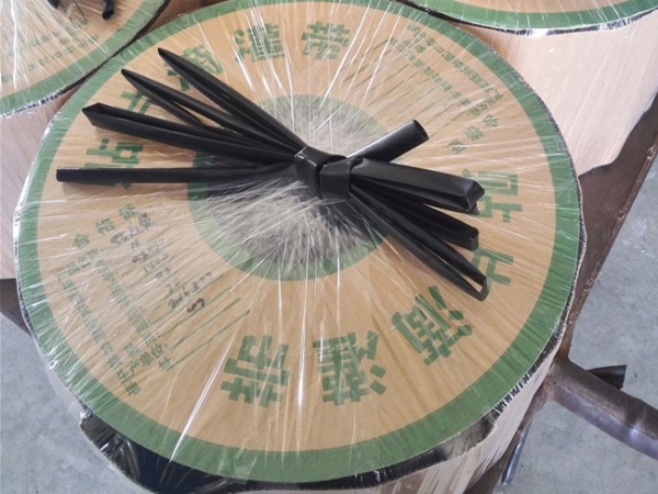 贴片滴灌带